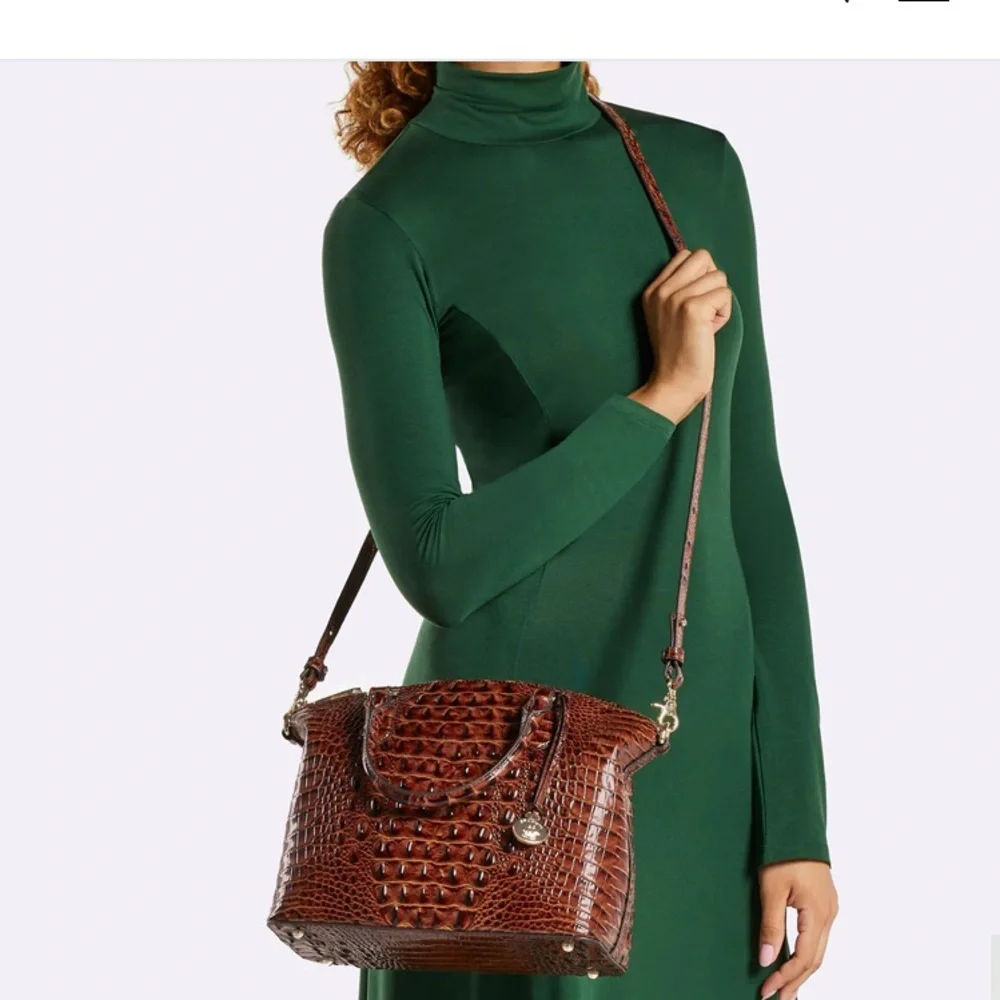 NWT…BRAHMIN… SATCHEL/CROSSBODY CROCODILE/ALLIGATOR EMBOSSED HANDBAG - Picture 16 of 16